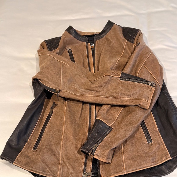 Harley Davidson Leather Motorcycle Jacket - Picture 11 of 13